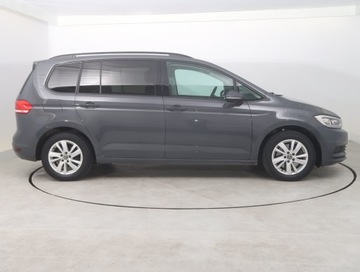 Volkswagen Touran III 1.5 TSI EVO 150KM 2020 VW Touran 1.5 TSI, Salon Polska, Automat, zdjęcie 5