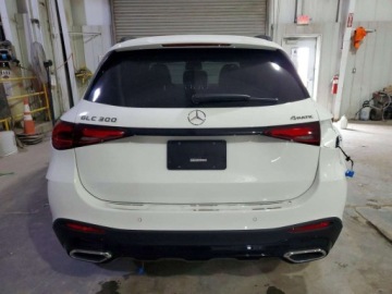 Mercedes GLC C254/X254 2026 Mercedes-Benz GLC 300 4Matic 2026 2.0 Benzyna 255KM, zdjęcie 2