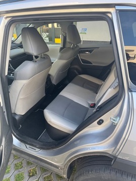 Toyota RAV4 V SUV 2.5 Hybrid Dynamic Force 218KM 2020 Toyota RAV4 V 2.5 Executive | Hybrid 218 KM | 2020 | Bezwypadkowa | ASO, zdjęcie 8