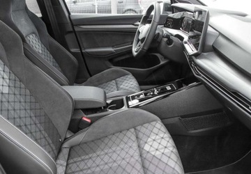 Volkswagen Golf VIII Variant 1.5 eTSI 150KM 2024 Volkswagen Golf 1.5 TSI 150KM R-Line DSG HarmanKardon IQ Light Podgrzewane, zdjęcie 4