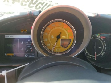 Ferrari California 2015 Ferrari California T 2015 3.9l 3.9 Benzyna 553KM, zdjęcie 9