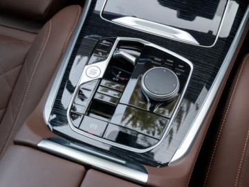 BMW X5 G05 SUV Facelifting 3.0 30d 298KM 2026 xDrive30d M Sport 3.0 (298 KM)| Asystent parkowania Professional, zdjęcie 9