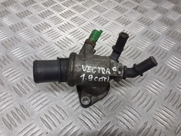 OBUDOWA TERMOSTATU OPEL VECTRA C 1.9 CDTI