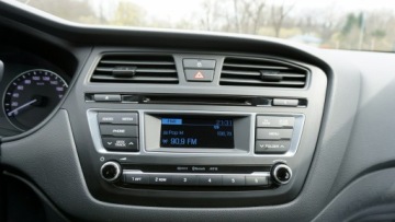 Hyundai i20 II Active 1.4 100KM 2016 Hyundai i20 Automat Klima Mały przebieg, zdjęcie 15