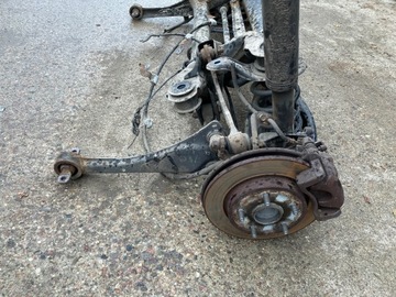 AURIS II ZAVĚŠENÍ ZADNÍ NÁPRAVNICE NÁBOJE TĚHLICE TŘMEN KOMPLETNÍ