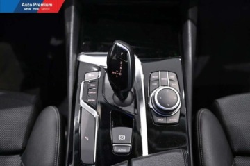 BMW Seria 5 G30-G31 Limuzyna 520i 184KM 2020 BMW Seria 5 520iFV23LED Fog lightsFotel SportowySport Line 2.0 Benzyna, zdjęcie 16