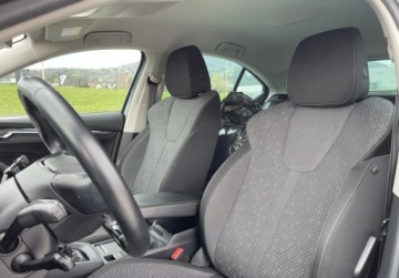 Skoda Octavia III Liftback Facelifting 1.5 TSI ACT 150KM 2020 Skoda Octavia Skoda Octavia 1.5 TSI ACT Style 1.5 Benzyna 150KM, zdjęcie 10