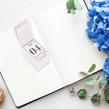Easel Mini Tear Calendar Student Accessories