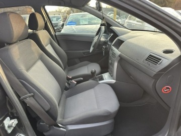 Opel Astra J Hatchback 5d 1.6 Twinport ECOTEC 115KM 2012 Opel Astra 1.6 115KM/SalonPL/Wymienione: rozrząd, zdjęcie 14