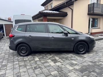 Opel Zafira C Tourer 1.4 Turbo ECOTEC 140KM 2012 Opel Zafira 1.4 Benz Bezwypadkowy Ladne alufelgi 1.4 Benzyna 140KM, zdjęcie 4