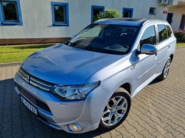 Mitsubishi Outlander III 2013 Mitsubishi Outlander Outlander III 2.0 PHEV Plug-In Hybrid Instyle 4WD 4x4, zdjęcie 29