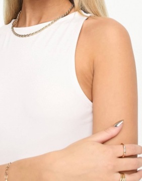 ЖЕНСКОЕ ГЛАДКОЕ БОДИ, РАЗМЕР М 136