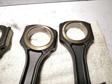 Поршень + шатун Mercedes W204 W212 W906 VITO Sprinter 2.2 CDI OM651 65100