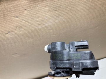 90013788 TOYOTA AURIS II MOTOREK REGULACE SVĚTLOMET PRAVÝ PŘEDNÍ