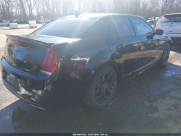 Chrysler 300C II 2021 Chrysler 300s 2021 3.6 Benzyna 300KM, zdjęcie 5
