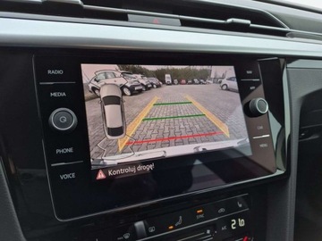 Volkswagen Arteon Fastback Facelifting 2.0 TSI 190KM 2021 Volkswagen Arteon Salon Pl Bogata wersja Virtual Grzana tylna kanapa 2.0, zdjęcie 21
