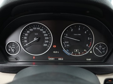 BMW Seria 3 F30-F31-F34 Limuzyna Facelifting 2.0 318d 150KM 2015 BMW 3 318 d, Salon Polska, Automat, Skóra, Navi, zdjęcie 10