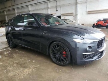 Maserati Levante 2022 Maserati Levante Base, 2022r., 4x4, 3.0L, zdjęcie 1