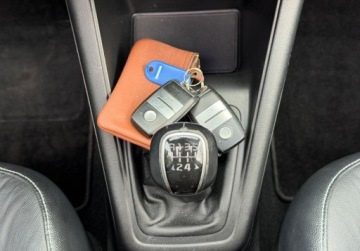 Kia Venga Mikrovan 1.4 DOHC CVVT 90KM 2015 Kia Venga 1.4 90KM Navi Panorama Kamera KEY Bezwypadkowy Dla wymagajacy, zdjęcie 21