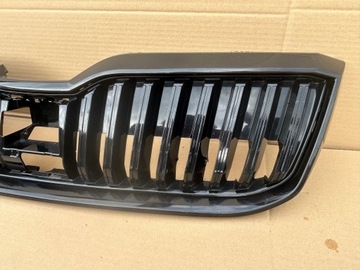 SKODA SUPERB III GRILL ATRAPA PRZÓD PRZEDNI