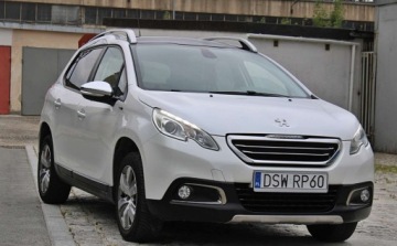 Peugeot 2008 I SUV 1.2 PureTech 110KM 2015 Peugeot 2008 Zarejestrowany Wyposazony 1.2 Benzyna 110KM, zdjęcie 2