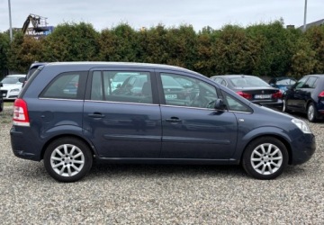 Opel Zafira B 1.6 Twinport ecoFLEX 115KM 2009 Opel Zafira 2009 r. 1.6 Benzyna 116KM, zdjęcie 6