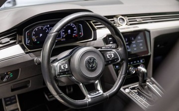 Volkswagen Arteon Fastback 2.0 TSI 272KM 2019 Volkswagen Arteon 2.0 TSI 4Motion R-Line DSG 2.0 Benzyna 272KM, zdjęcie 10