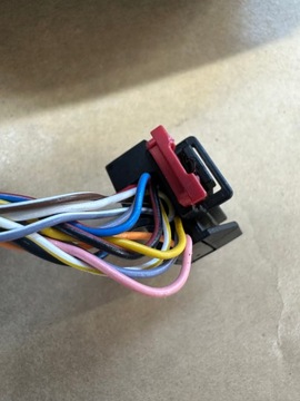 SKODA OE 3V0857934 ZRCÁTKO PIN