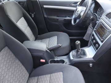 Skoda Octavia II Hatchback Facelifting 1.2 TSI 105KM 2010 Skoda Octavia 1.2 TSI, Salon Polska, Klima, zdjęcie 8