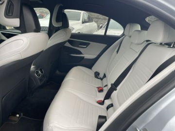 Mercedes Klasa C W206 Limuzyna 1.5 200 204KM 2023 Mercedes C 200 AMG Line Automat Skóra Kamery360, zdjęcie 9