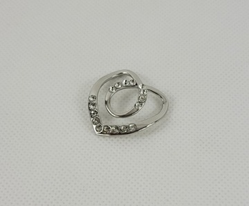 Ozdobna klamra KLIPS PIERŚCIEŃ DO APASZKI SZALA kolor srebrny