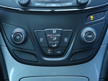 Opel Insignia I Sedan Facelifting 2.0 CDTI ECOTEC 130KM 2014 Opel Insignia 2.0 CDTI, Salon Polska, VAT 23%, zdjęcie 12