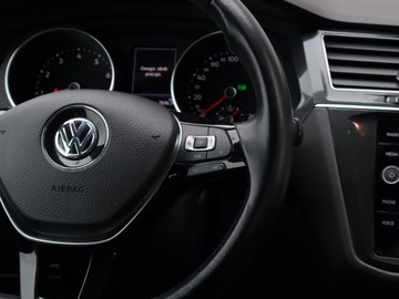 Volkswagen Tiguan Allspace SUV 2.0 TSI 190KM 2019 VW Tiguan Allspace 2.0 TSI, Salon Polska, zdjęcie 19