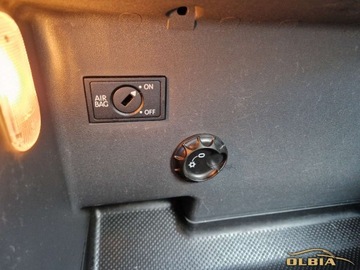 Volkswagen Touran II 1.2 105KM 2011 Volkswagen Touran 1,2 Tsi Komplet Kluczy Hak Czujniki Parkowania Alufelgi, zdjęcie 34