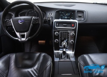 Volvo V60 I 2014 FV23% PLUG-IN diesel/hybryda 4WD lifting SUPER, zdjęcie 11