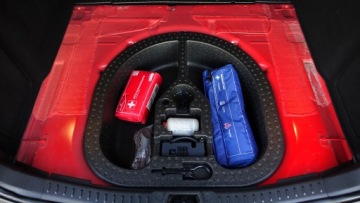 Ford Focus III Kombi Facelifting 2.0 TDCi 150KM 2016 .. Nawigacja .. Grzana Kierownica , Fotele i SZYBY .. Czujniki parkowania ., zdjęcie 10