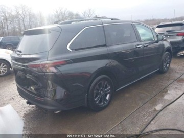 Toyota Sienna III 2024 Toyota Sienna Woodland Edition 2024 2.5l 2.5 Hybryda 189KM, zdjęcie 2
