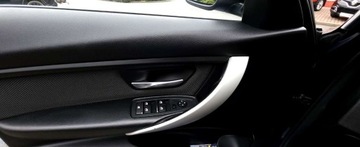 BMW Seria 3 F30-F31-F34 Touring Facelifting 2.0 318d 150KM 2015 BMW Seria 3 Automat 8G Nawigacja Lampy Full Led 2 komplety felg Lato 18 Zi, zdjęcie 30