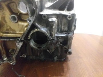 КОМПЛЕКТ БЛОКА ДВИГАТЕЛЯ КАРТЕРОВ SUZUKI GS 650