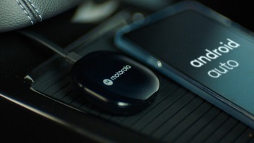 Автомобильный беспроводной адаптер Motorola MA1 Android Auto