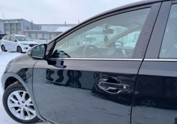 Toyota Auris I Hatchback 3d Facelifting 1.6 Valvematic 132KM 2013 Toyota Auris kamera , nawigacja 1.6 Benzyna 132KM, zdjęcie 13