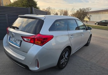 Toyota Auris II Touring Sports Facelifting 1.6 Valvematic 132KM 2015 Toyota Auris Zarejestrowany, ubezpieczony. Zapraszamy. 1.6 Benzyna 132KM, zdjęcie 7