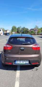 Kia Rio III Hatchback 3d 1.2 DOHC CVVT 85KM 2013 Kia Rio BOGATA WERSJA WYPOSAZENIA 1.2 Benzyna 86KM, zdjęcie 3