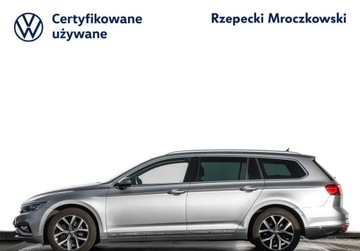 Volkswagen Passat B8 Variant Facelifting 2.0 TSI 190KM 2022 Volkswagen Passat 2.0 TSI 190KM DSG Elegance Reflektory Matrix Szyba przed, zdjęcie 7