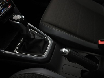 Volkswagen T-Cross SUV 1.0 TSI 110KM 2021 Volkswagen T-Cross Style automat navi grzane, zdjęcie 27