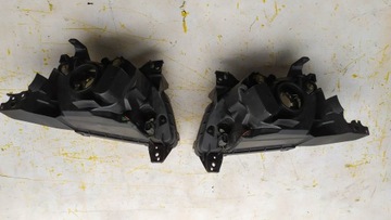 MAZDA MPV 2002 2003 SVĚTLO LEVÝ NEBO PRAVÁ SVĚTLOMET