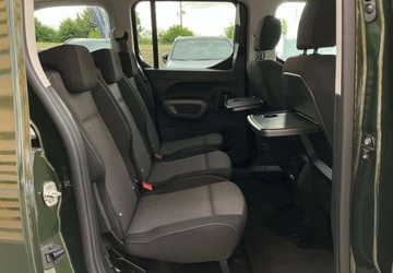 Toyota 2024 Toyota Proace City Verso Toyota Proace City Verso 1.5 D-4D Family 1.5 130KM, zdjęcie 19