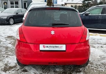 Suzuki Swift V Hatchback 5d 1.2 VVT 94KM 2010 Suzuki Swift bezwypadkowy, tylko 80 tys przebiegu 1.2 Benzyna 94KM, zdjęcie 4