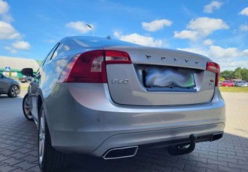 Volvo S60 II Sedan Facelifting 2.0 D4 DRIVE-E 190KM 2016 Volvo S60 D4 2.0D 190KM AUTOMAT XENON SKÓRA NAVI ALU STAN BDB, zdjęcie 20