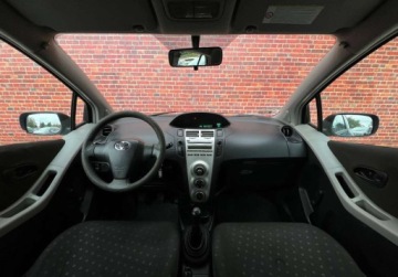 Toyota Yaris II Hatchback 5d 1.0 VVT-i 69KM 2007 Toyota Yaris Salon PL Klima Super stan Polska Gwarancja w cenie Warszawa, zdjęcie 4